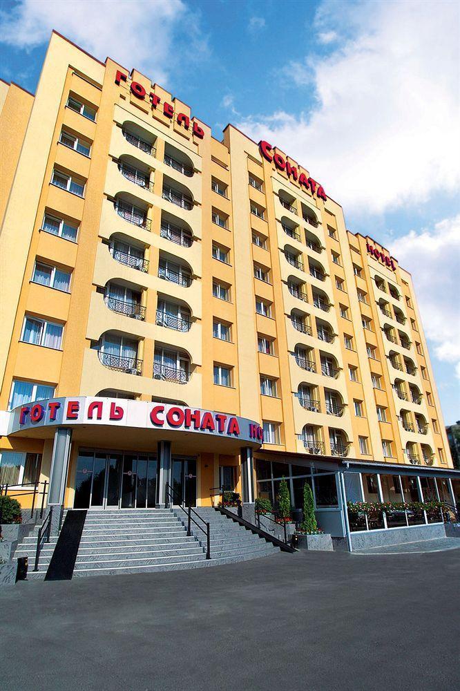 Sonata Hotel & Restaurant "Готель Соната" Lviv Bagian luar foto